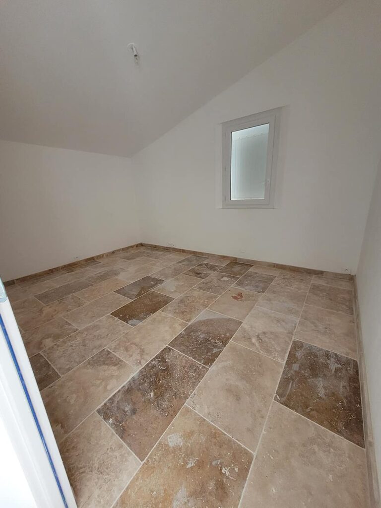 2ème chambre - Appartement N° 2 - Pôle Lombardie à Tourrettes